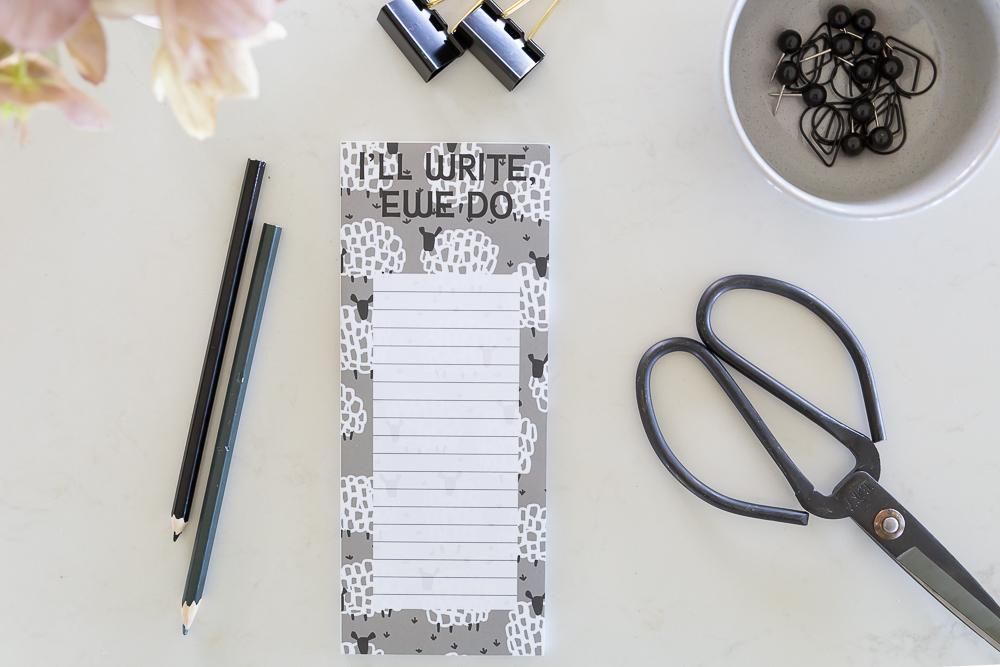sheep ewe paper note pad